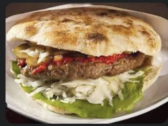 Balkan Burger-Pljeskavica